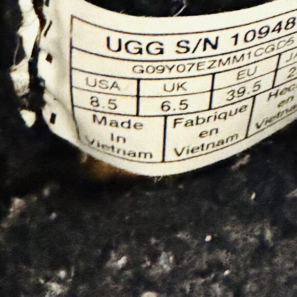 UGG Boots Womens 8.5 Black Suede Sherpa Cuff Ankle Warm Winter Sneaker Bootie - Picture 9 of 10